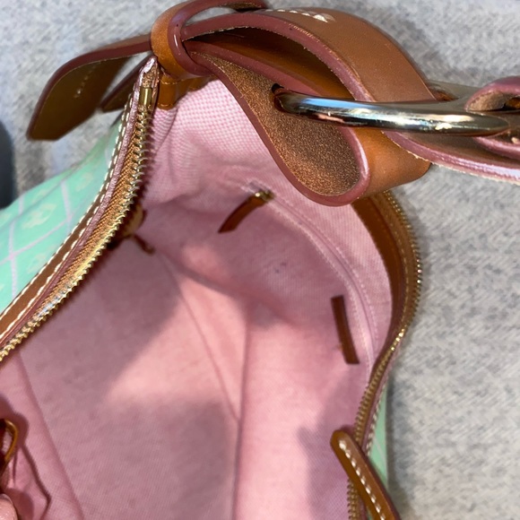 Dooney & Bourke shoulder bag - Picture 2 of 7